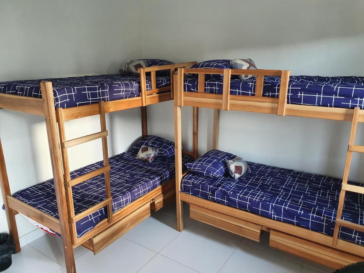 C&R Hostel Residencial Салвадор Екстер'єр фото