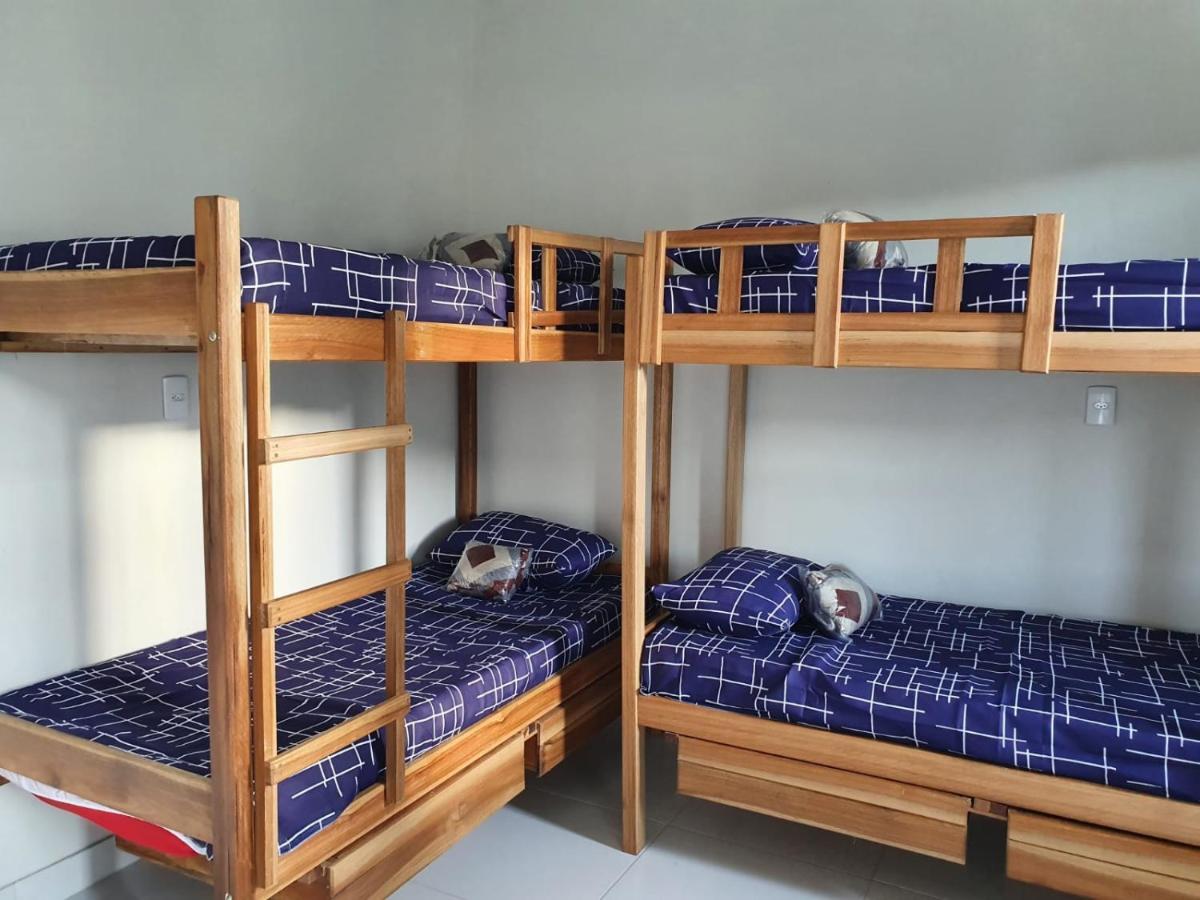 C&R Hostel Residencial Салвадор Екстер'єр фото